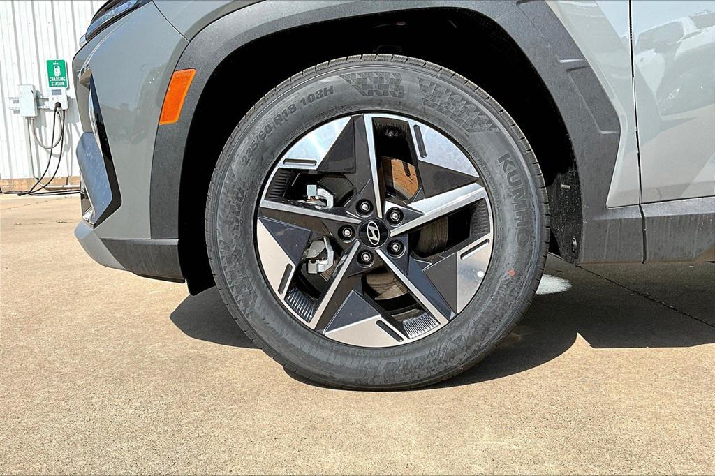 new 2025 Hyundai Tucson car, priced at $28,697