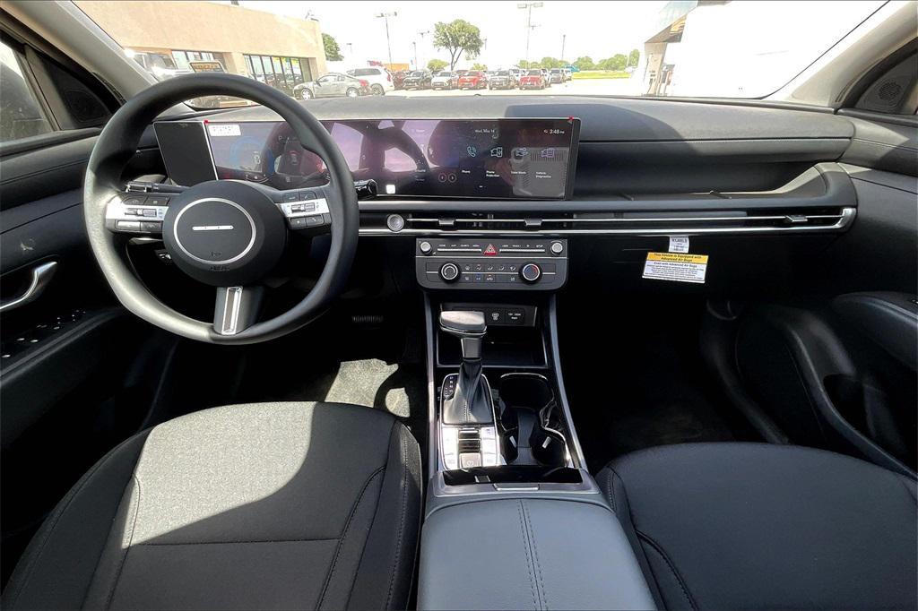 new 2025 Hyundai Tucson car, priced at $27,638