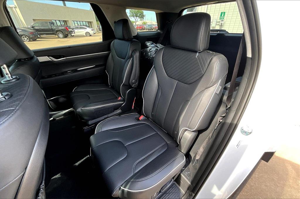 new 2025 Hyundai Palisade car, priced at $42,122