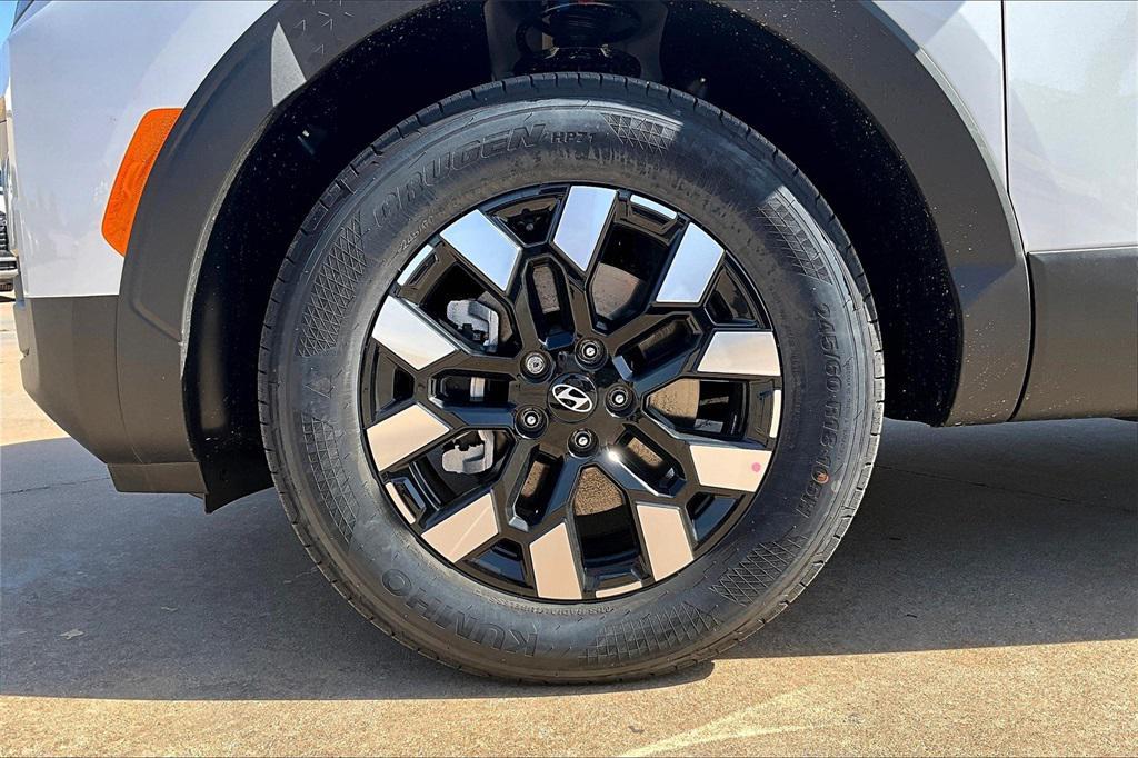 new 2025 Hyundai SANTA CRUZ car, priced at $28,505
