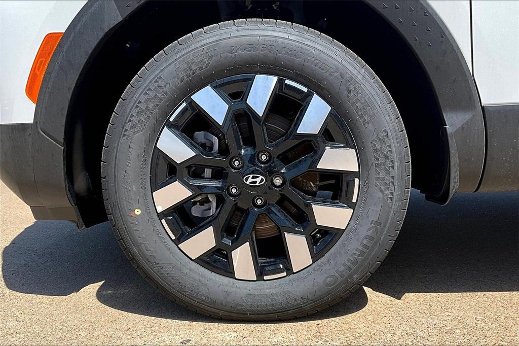 new 2025 Hyundai SANTA CRUZ car, priced at $29,685