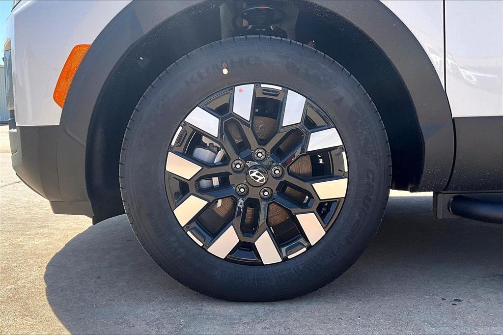 new 2025 Hyundai SANTA CRUZ car, priced at $28,545