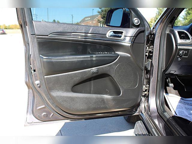 used 2019 Jeep Grand Cherokee car, priced at $16,490