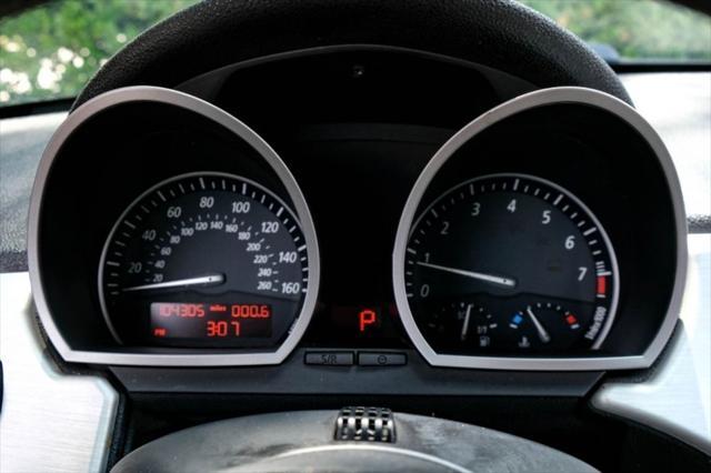 used 2006 BMW Z4 car, priced at $9,990