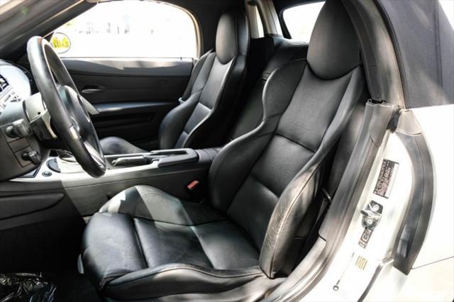 used 2006 BMW Z4 car, priced at $9,990