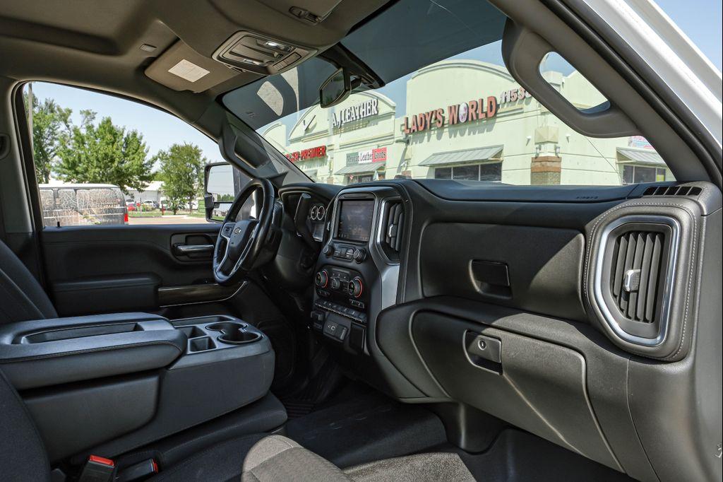used 2022 Chevrolet Silverado 2500 car, priced at $47,990