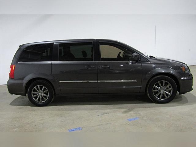 used 2016 Chrysler Town & Country car, priced at $12,995