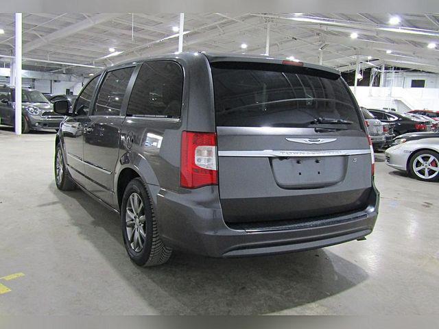 used 2016 Chrysler Town & Country car, priced at $12,995
