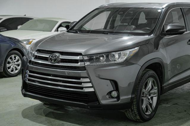 used 2017 Toyota Highlander car, priced at $22,990