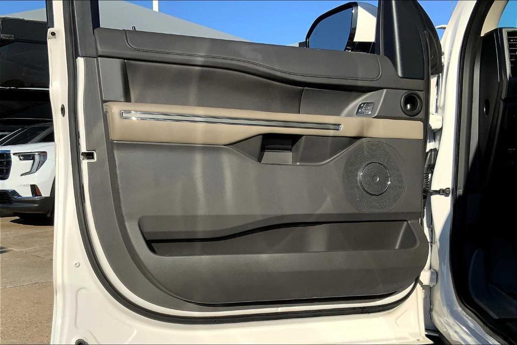 used 2019 Ford Expedition car, priced at $26,377