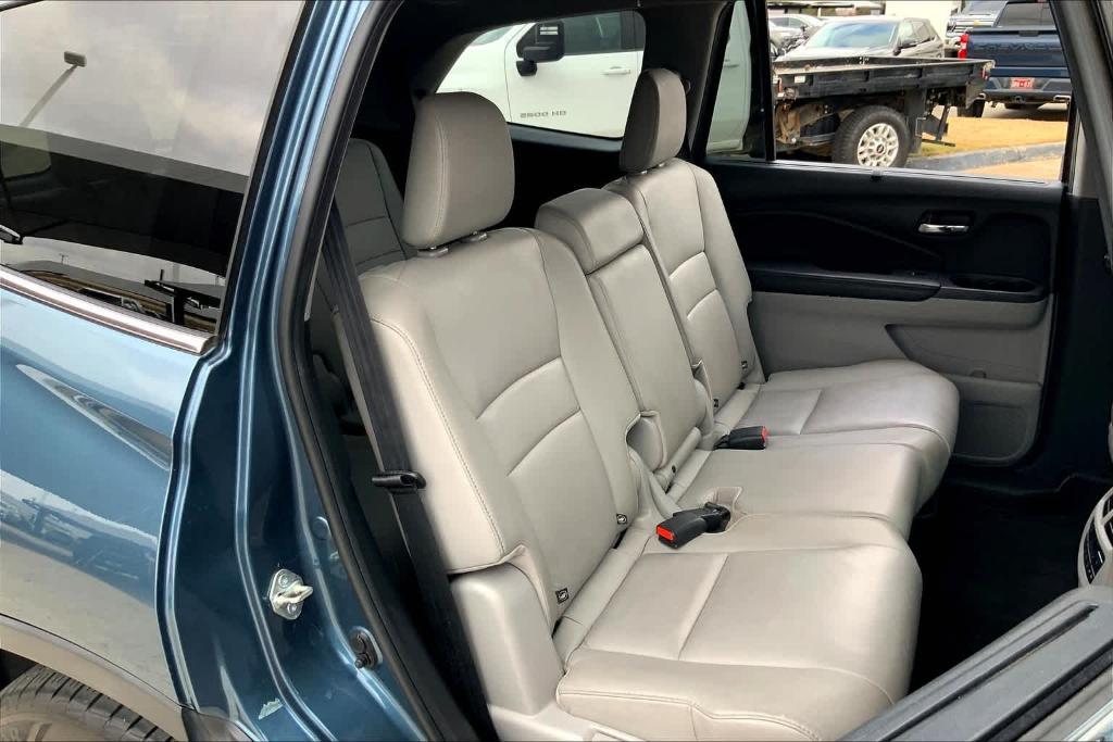 used 2020 Honda Pilot car, priced at $28,197