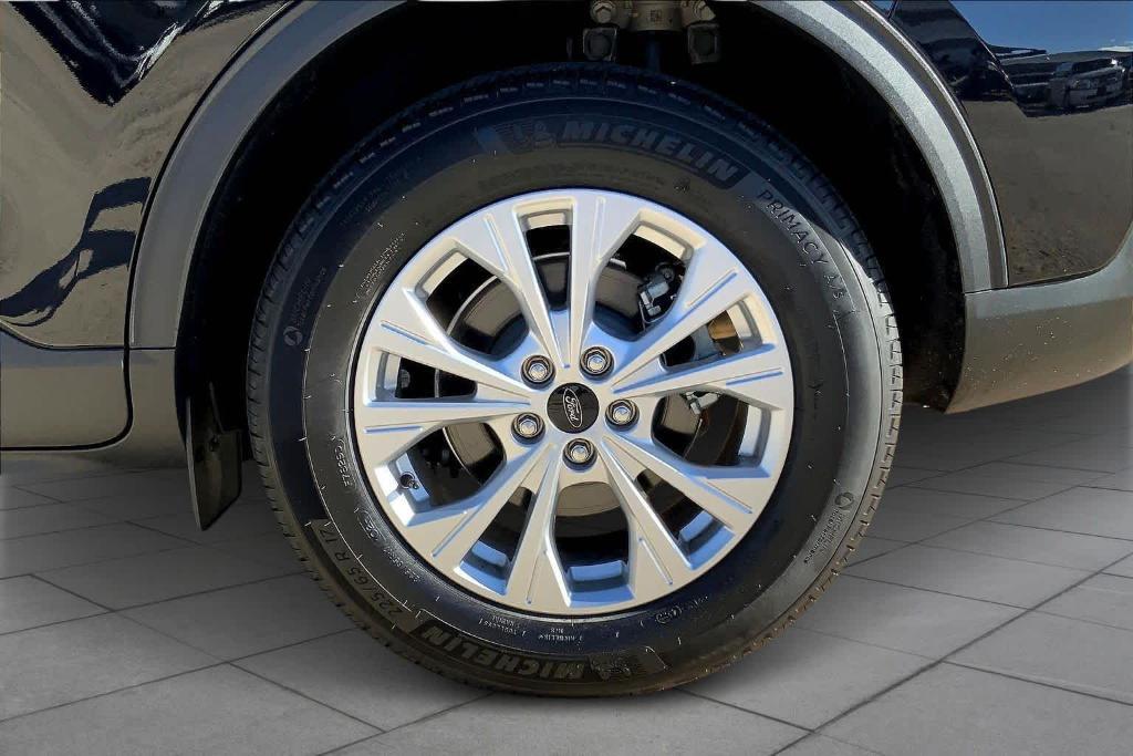used 2023 Ford Escape car, priced at $20,895