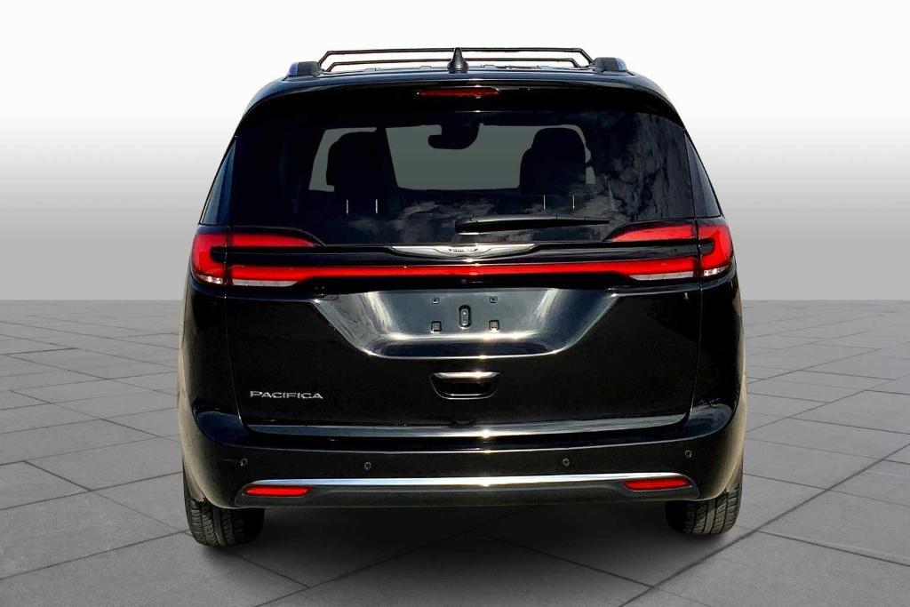 used 2021 Chrysler Pacifica car, priced at $18,977