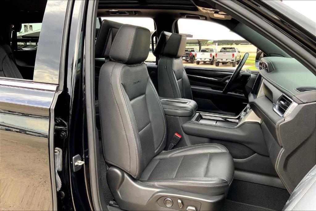 used 2021 GMC Yukon car, priced at $54,124