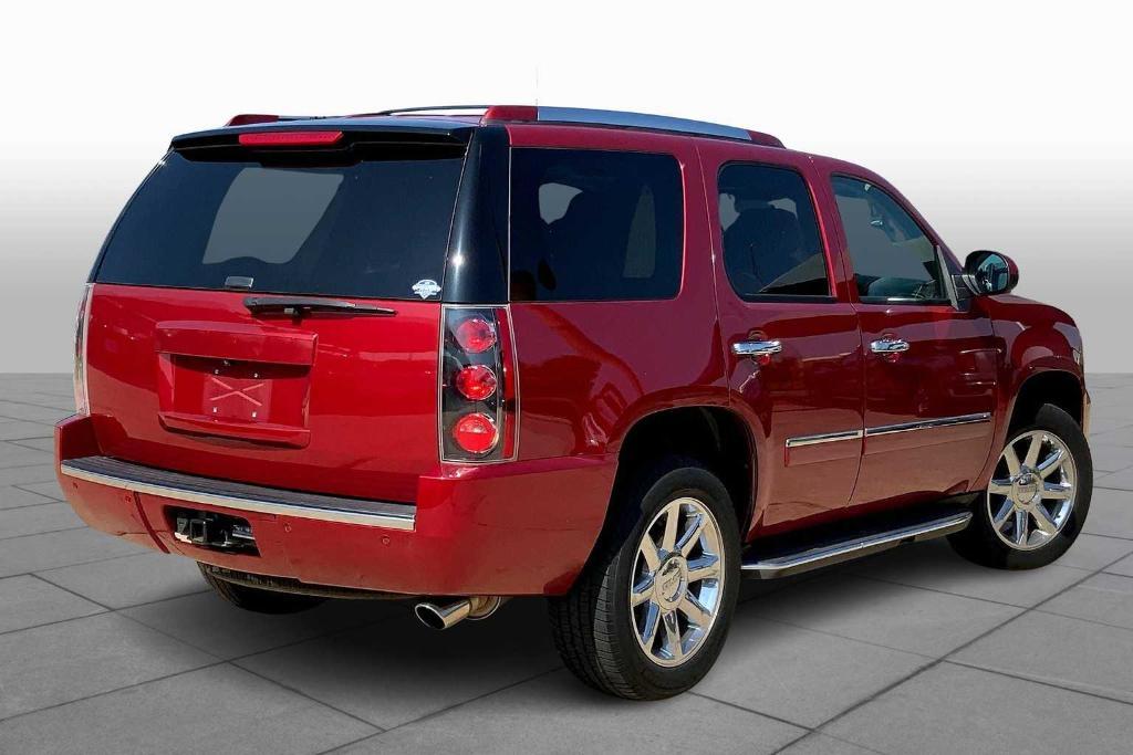 used 2014 GMC Yukon car, priced at $11,990