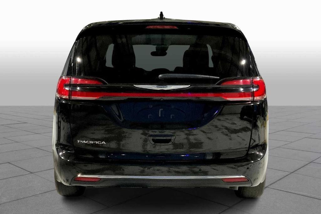 used 2024 Chrysler Pacifica car, priced at $29,771
