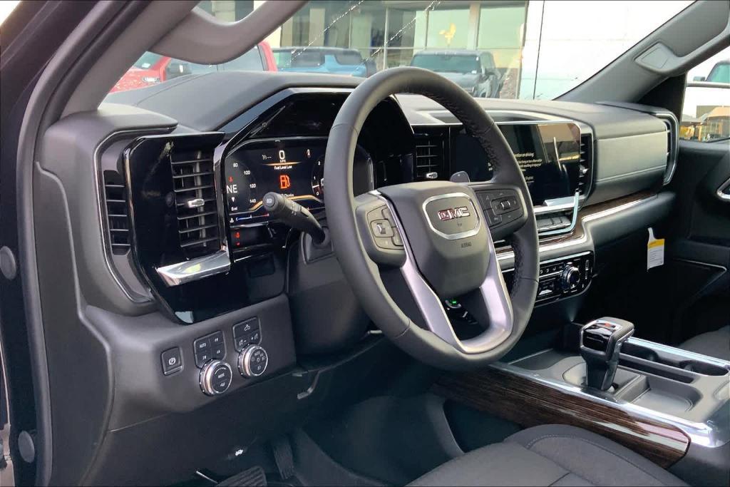 new 2025 GMC Sierra 1500 car, priced at $55,395