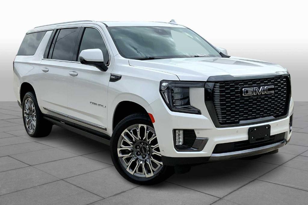 used 2023 GMC Yukon XL car, priced at $77,997