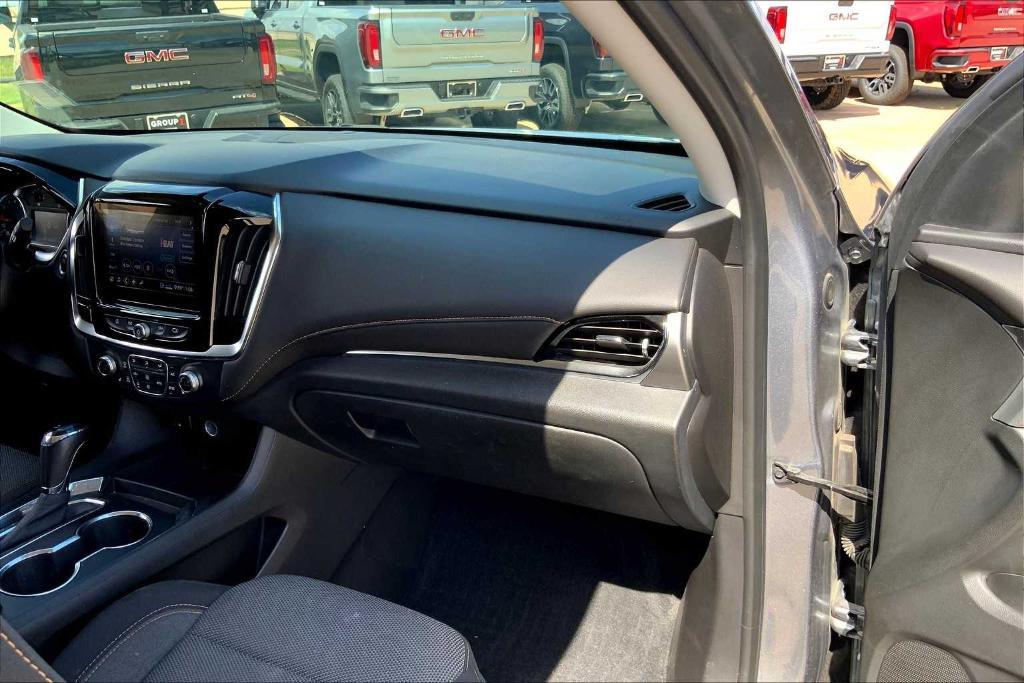 used 2020 Chevrolet Traverse car, priced at $19,153