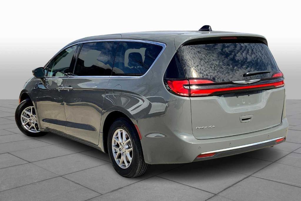 used 2023 Chrysler Pacifica car, priced at $24,900