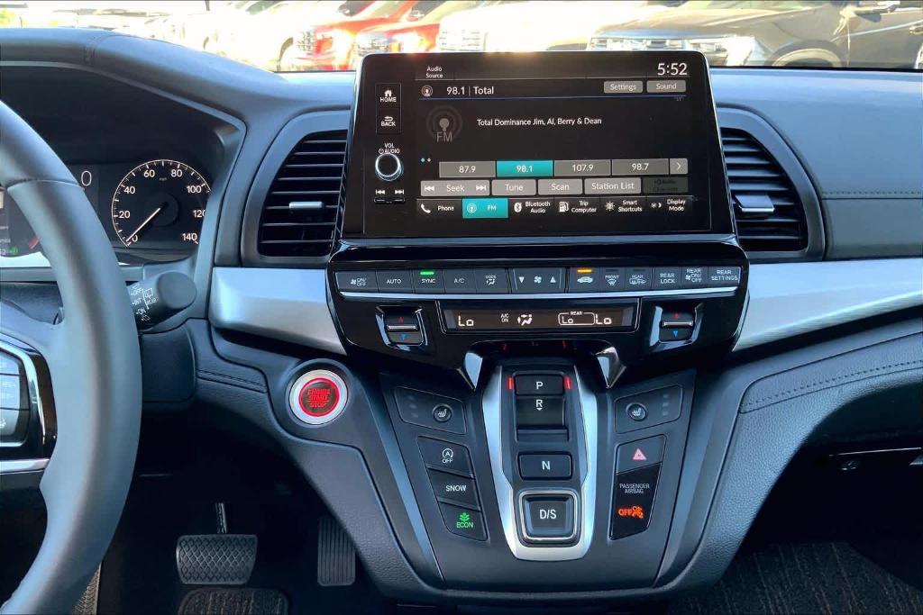 used 2025 Honda Odyssey car, priced at $40,046