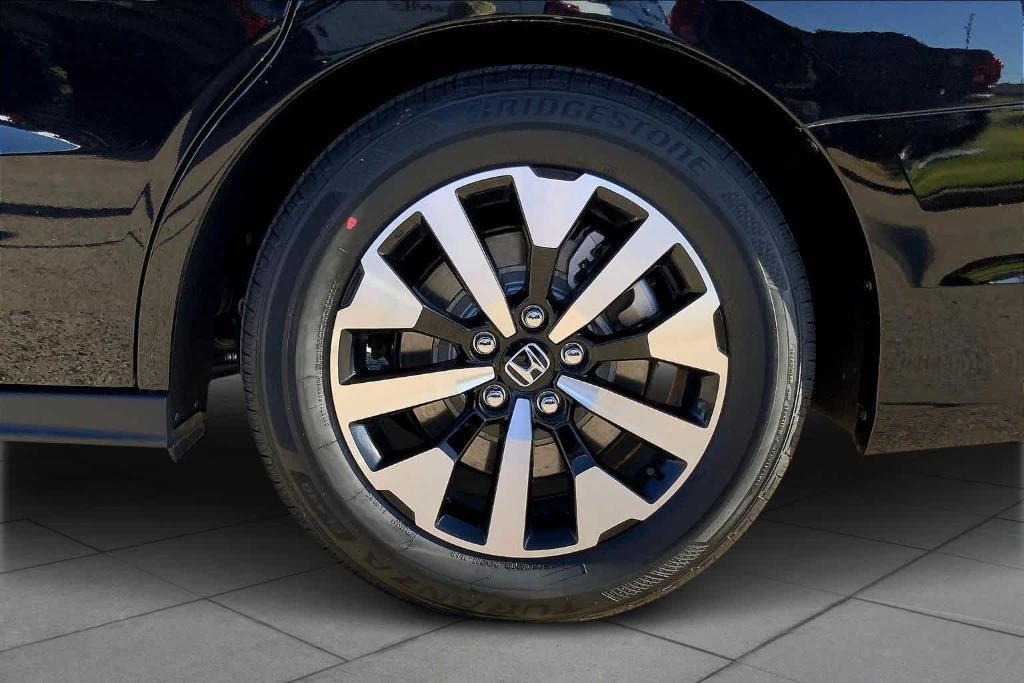 used 2025 Honda Odyssey car, priced at $40,046