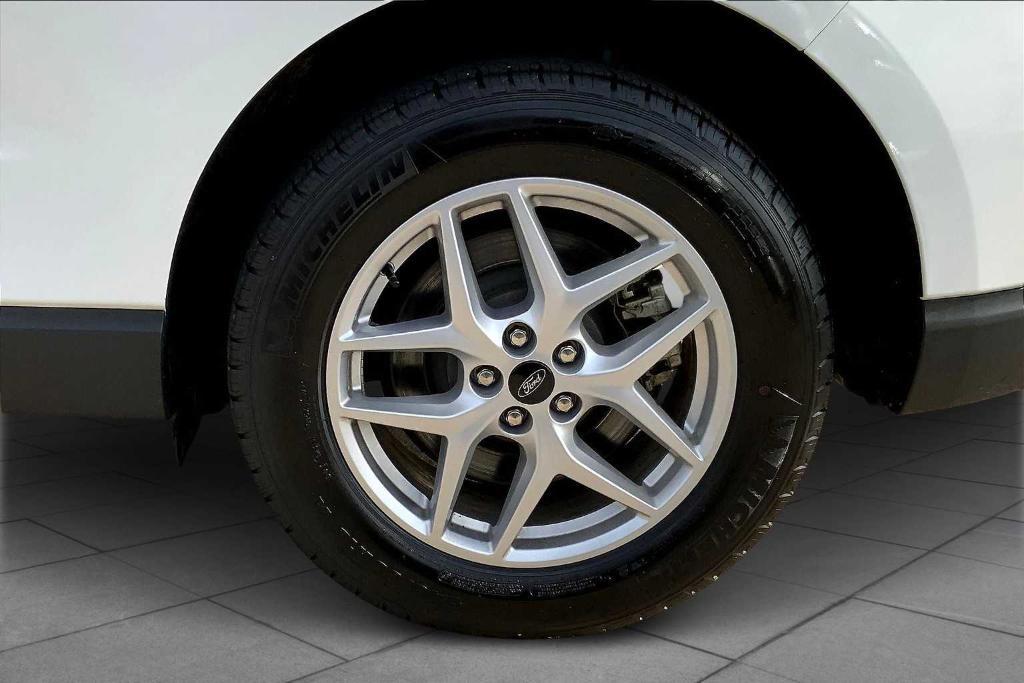 used 2024 Ford Edge car, priced at $27,497