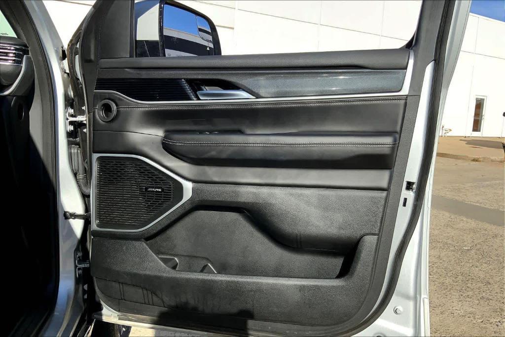 used 2022 Jeep Wagoneer car, priced at $37,997