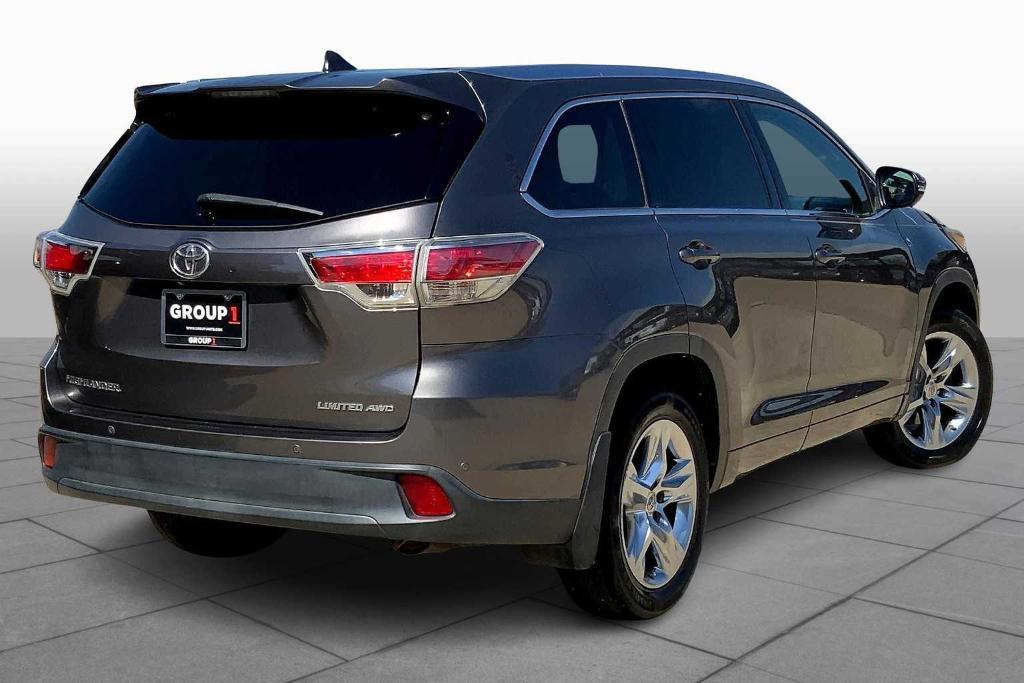 used 2014 Toyota Highlander car, priced at $12,817