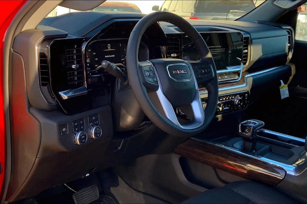 new 2025 GMC Sierra 1500 car, priced at $55,395