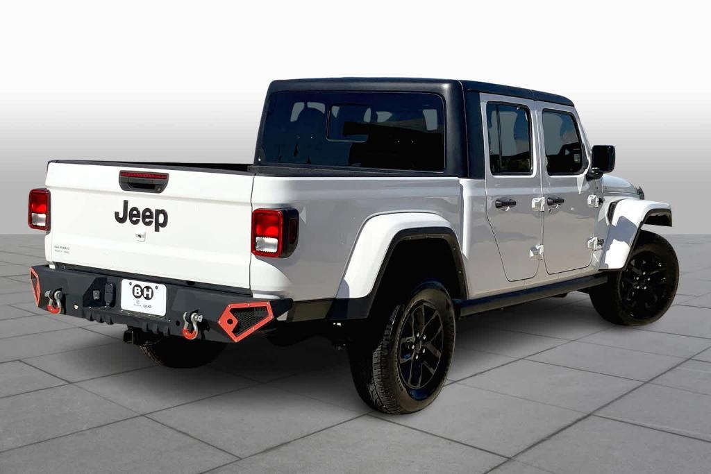 used 2022 Jeep Gladiator car, priced at $30,138