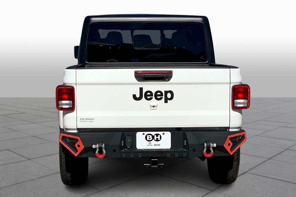 used 2022 Jeep Gladiator car, priced at $30,138