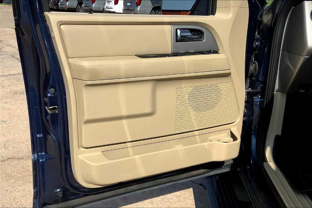 used 2015 Ford Expedition car, priced at $13,993