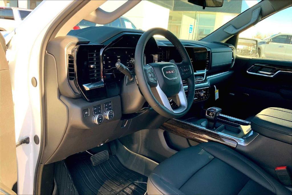 new 2025 GMC Sierra 1500 car, priced at $56,435