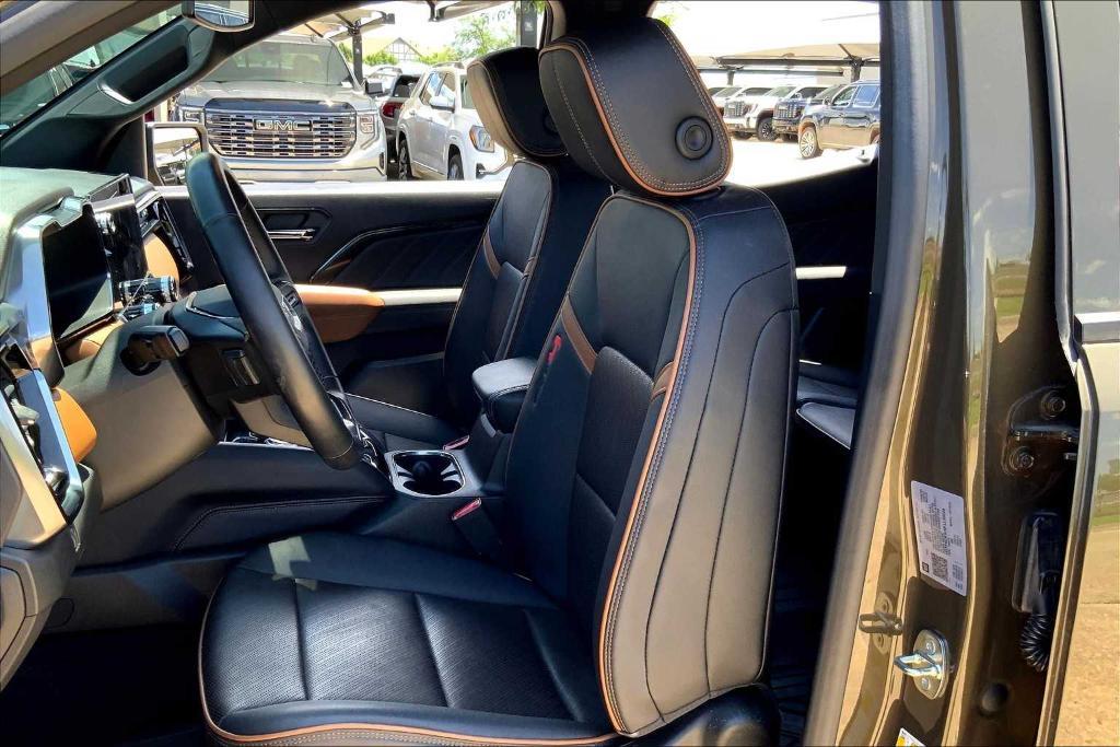 used 2023 GMC Canyon car, priced at $40,987