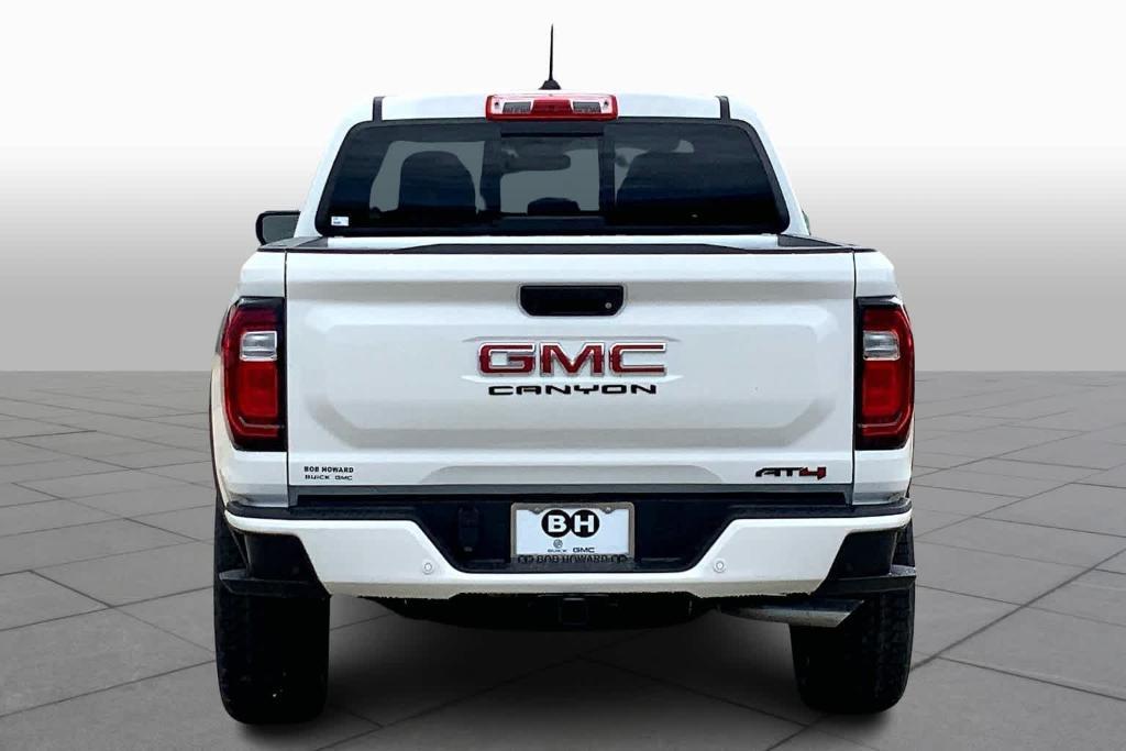 new 2024 GMC Canyon car