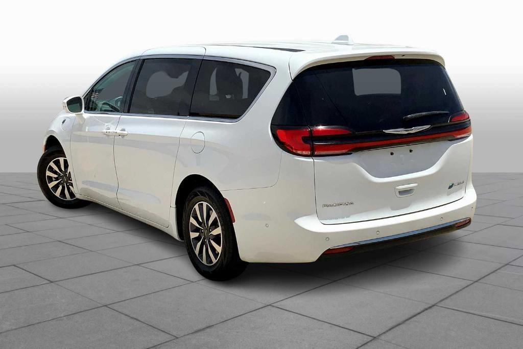 used 2022 Chrysler Pacifica Hybrid car, priced at $20,266