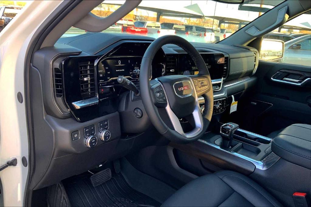 new 2025 GMC Sierra 1500 car, priced at $55,230