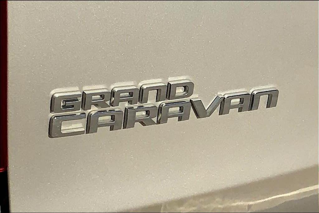 used 2015 Dodge Grand Caravan car, priced at $9,577