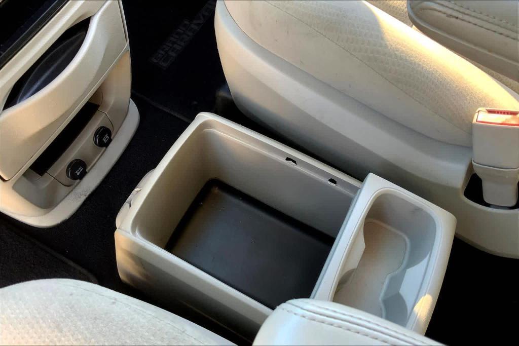 used 2015 Dodge Grand Caravan car, priced at $9,577