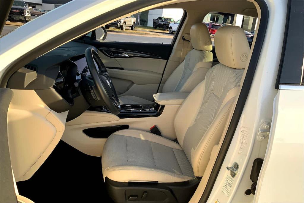 used 2023 Buick Envision car, priced at $22,324