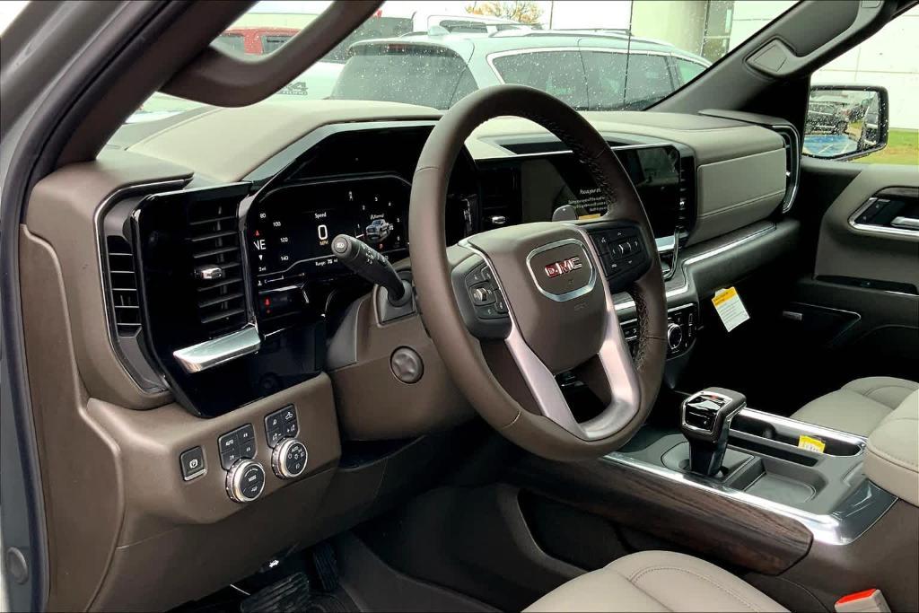 new 2025 GMC Sierra 1500 car, priced at $58,220