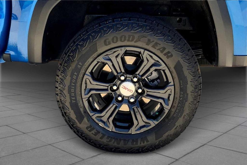 used 2024 GMC Canyon car, priced at $41,918