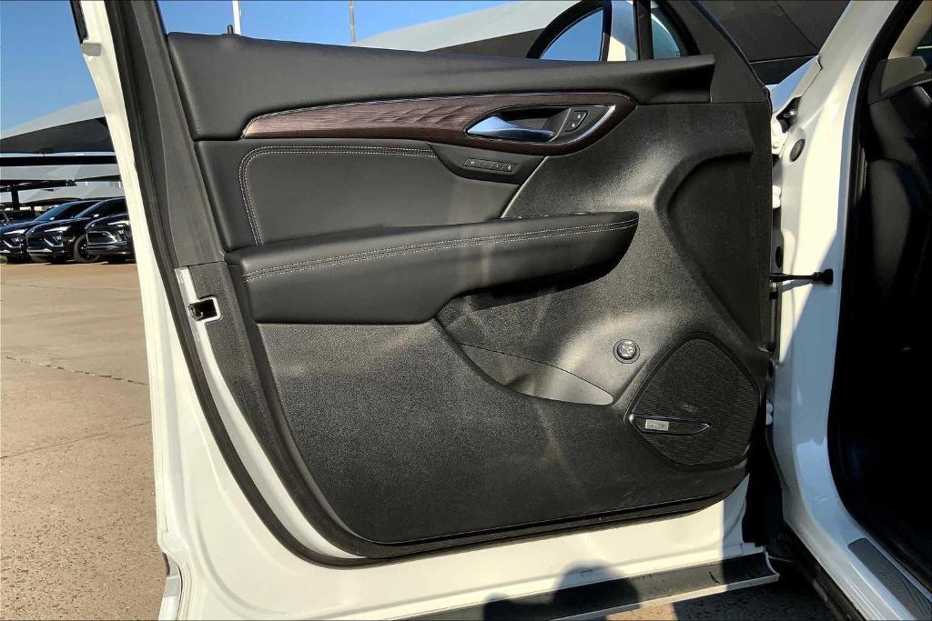 used 2023 Buick Envision car, priced at $34,316