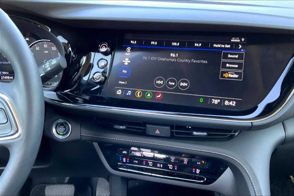 used 2023 Buick Envision car, priced at $34,316