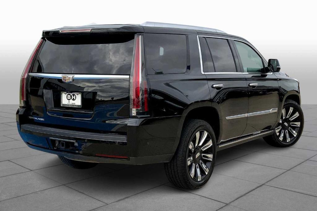 used 2017 Cadillac Escalade car, priced at $25,957