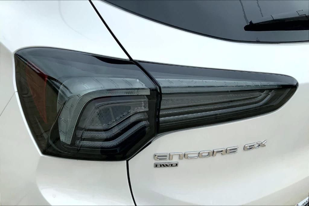 new 2024 Buick Encore GX car, priced at $32,625