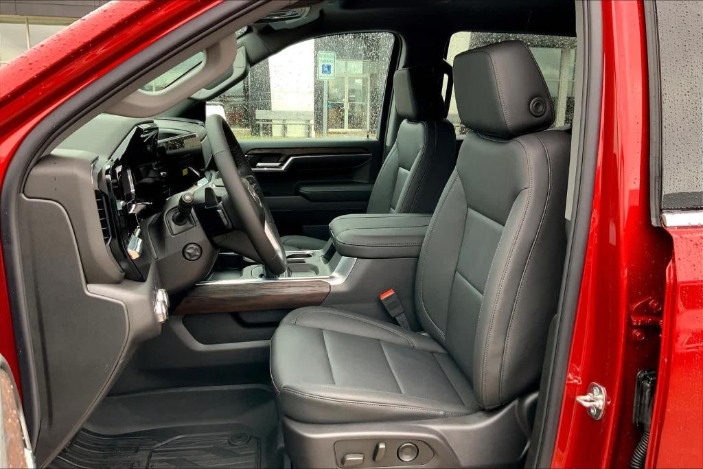 new 2025 GMC Sierra 1500 car, priced at $57,375