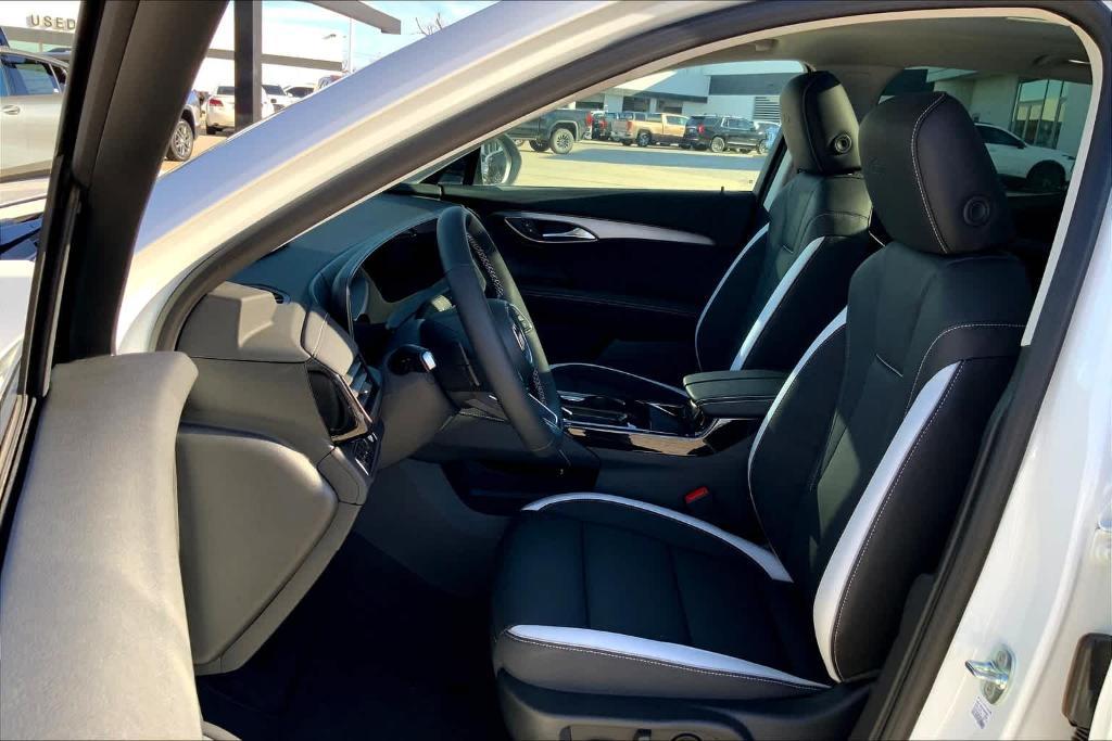 new 2025 Buick Envision car, priced at $44,335