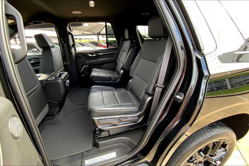 used 2023 GMC Yukon car, priced at $69,433